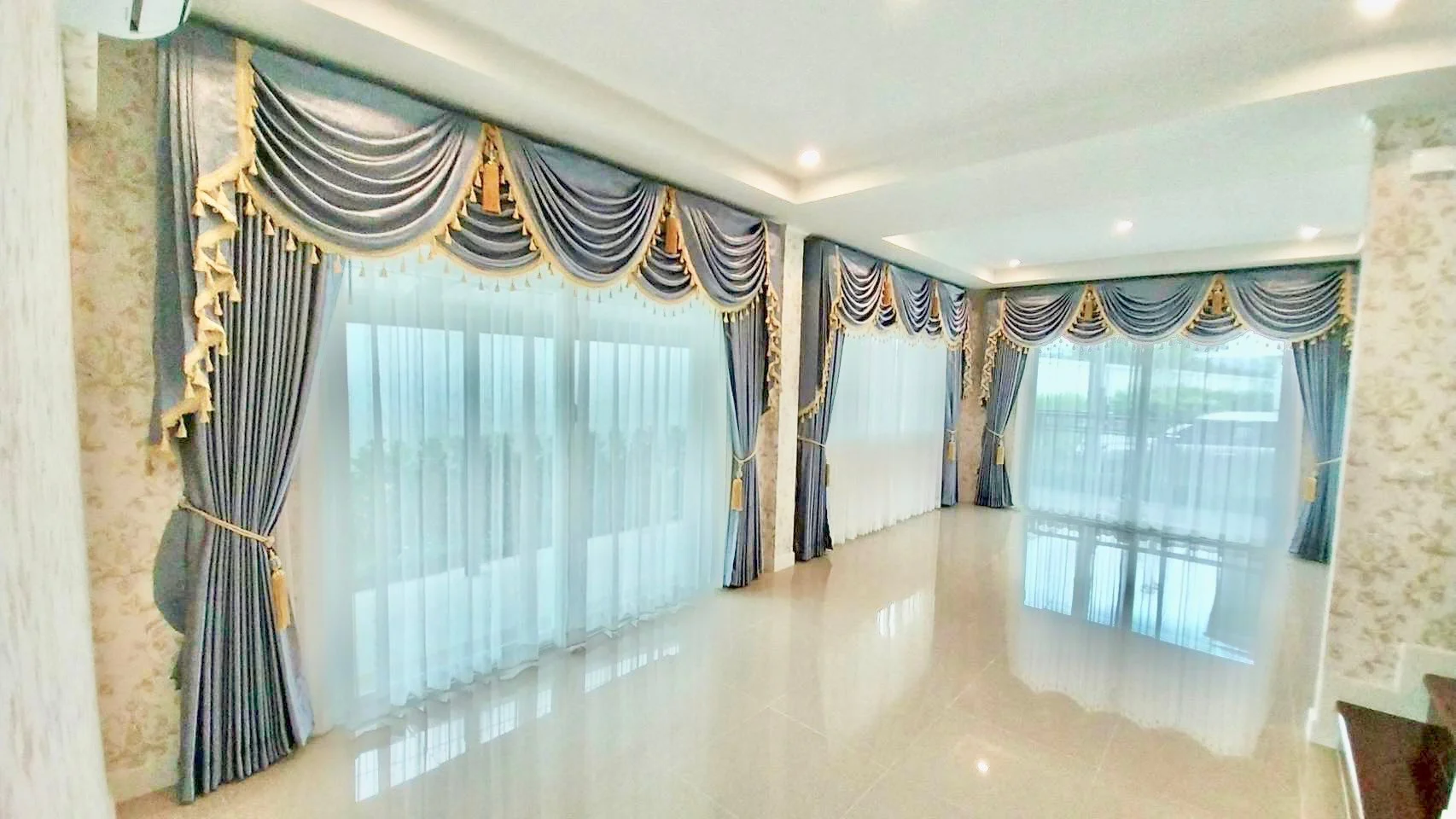 Gallery image 10